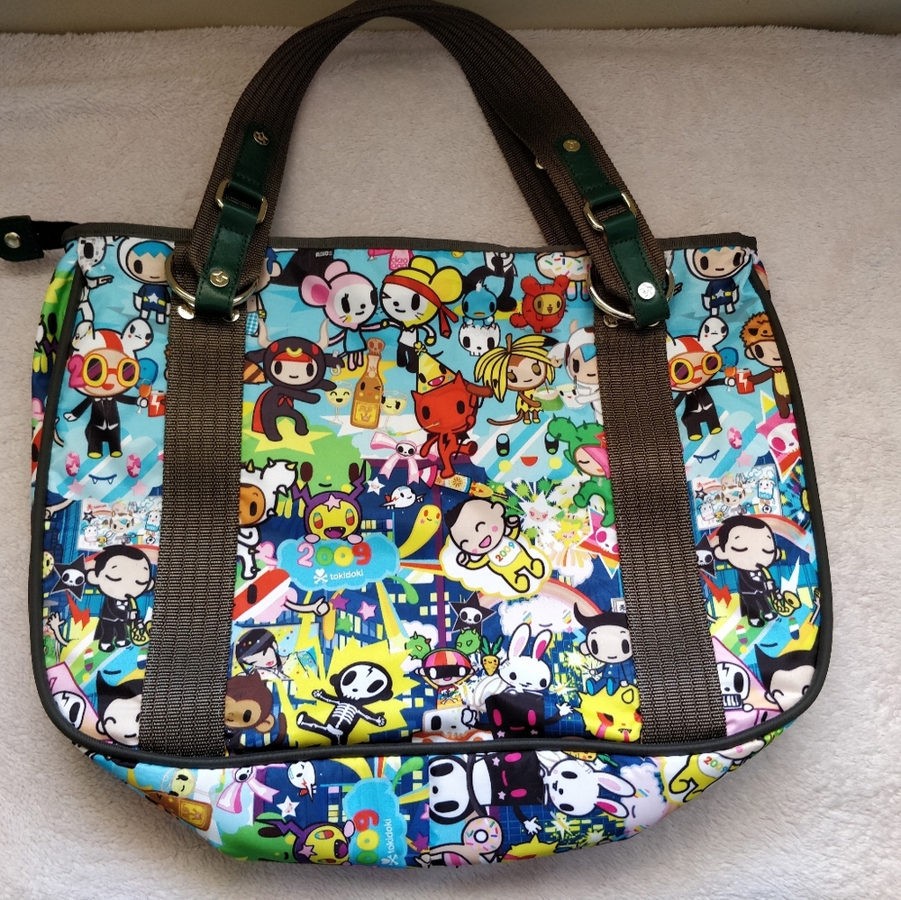 2009 Celebrazione Carezza New Year Bag - Picture 2 of 14